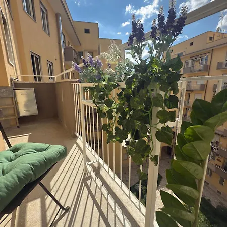 Flag Apartment - Metro A - Subaugusta-2